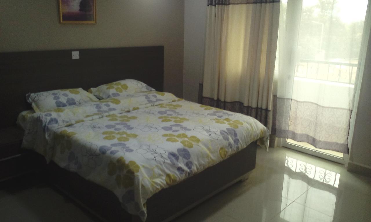 Adala Motel Meru Zewnętrze zdjęcie
